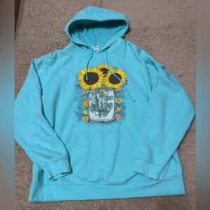 EUC women’s Sunflower Graphic Hoodie. No issues, excellent condition. Medium.